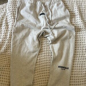 Fear of God Essentials Sweatpants Light Oatmeal